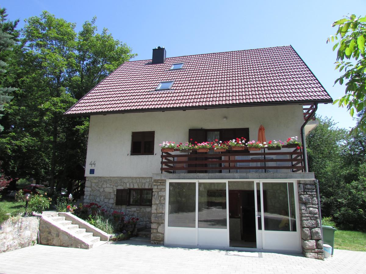 Hotel House Nenad à Plitvička Jezera Extérieur photo