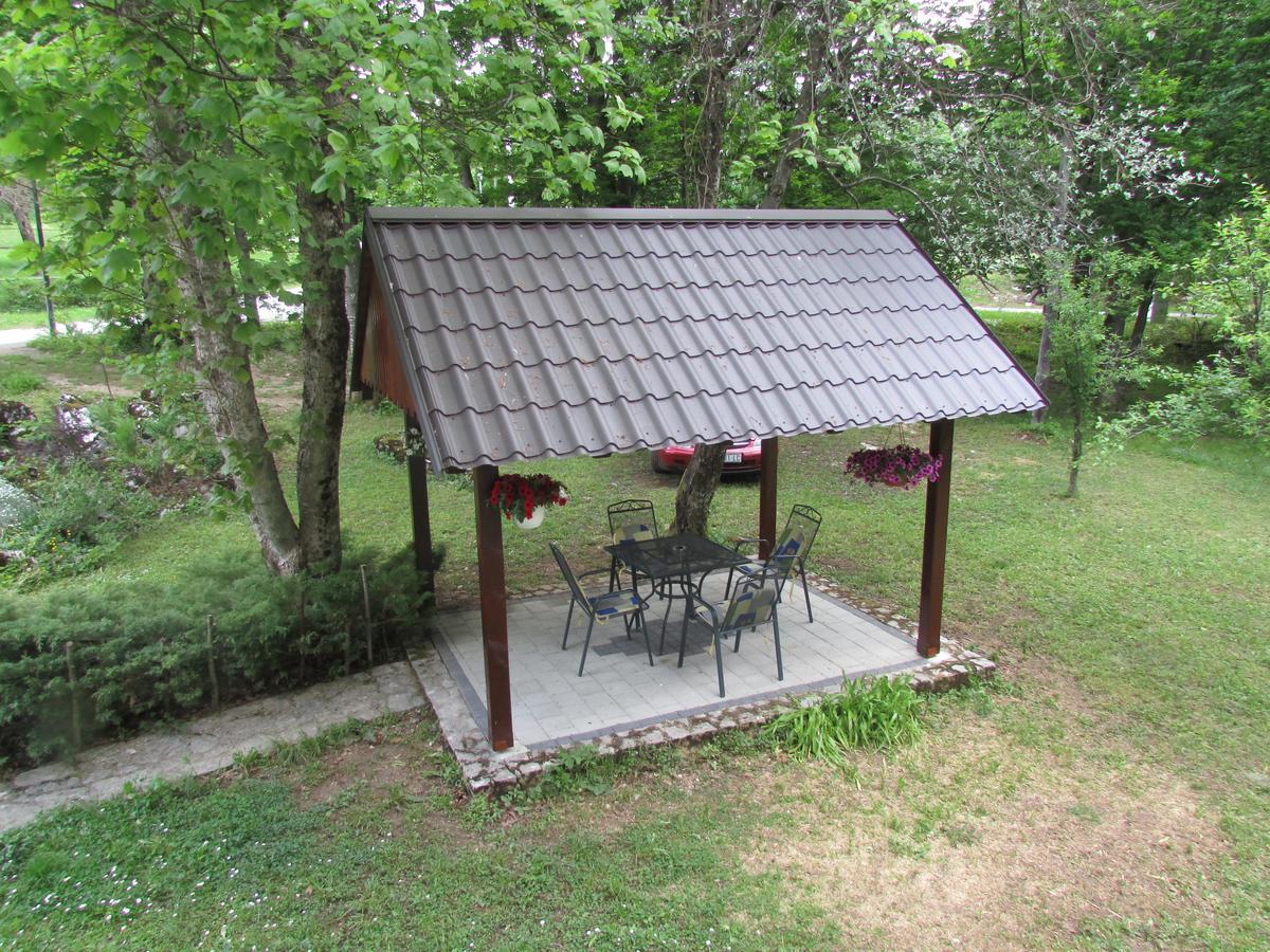 Hotel House Nenad à Plitvička Jezera Extérieur photo